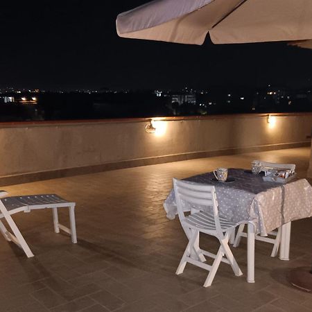 Il Rifugio Degli Artisti Apartment Napoli Bagian luar foto